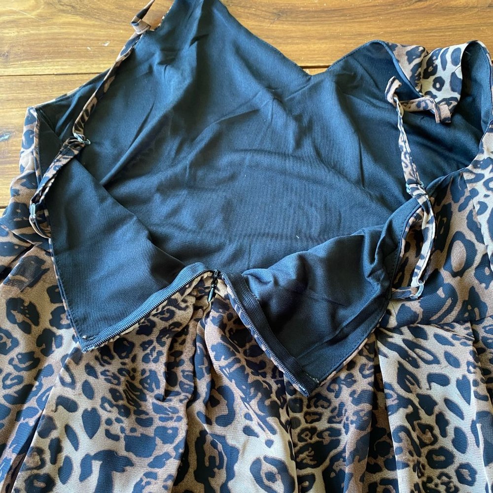 LEOPARD PRINT MAXI DRESS - Picture 3 of 8